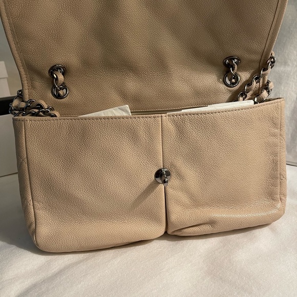 Chanel Bag  Flap Natural Beauty in Beige w Box, ID card, dustbag/ribbon/anelia - Picture 11 of 16